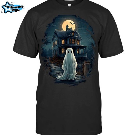 Vintage Haunted House Midnight Spooky Ghost Scary Halloween Party T-Shirt