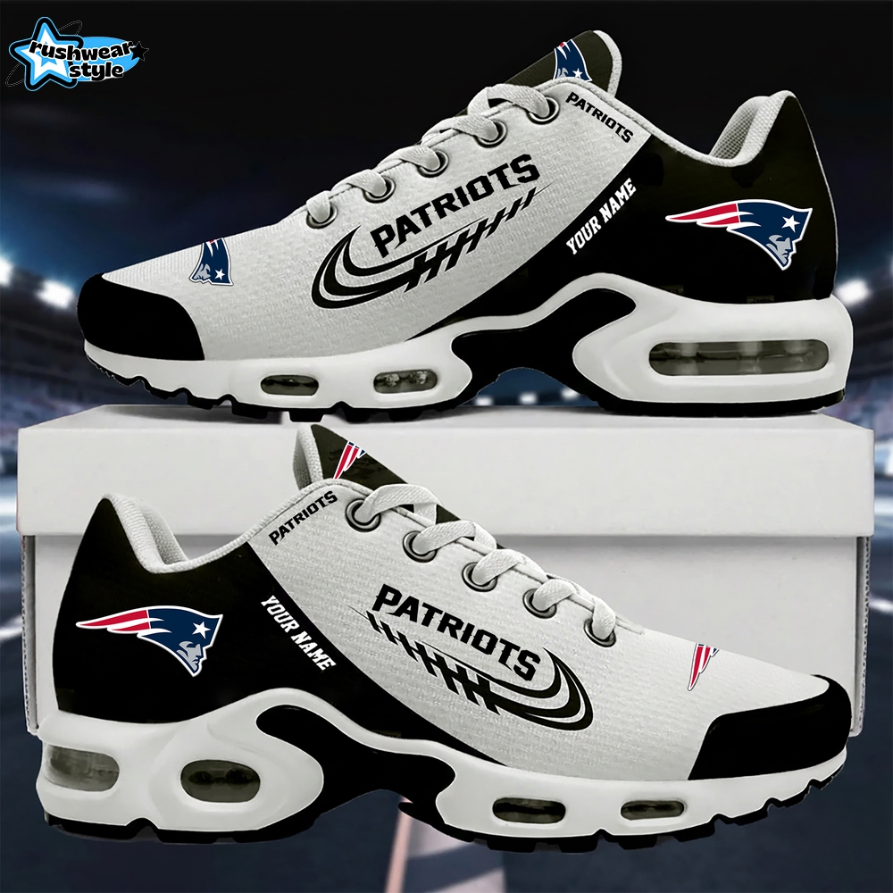 New England Patriots Elegant Custom Name VS4 Sports Shoes Black Edition New England Patriots Elegant Custom Name VS4 Sports Shoes Black Edition